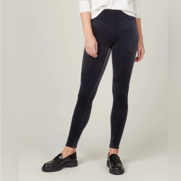 Spanx Navy blue velvet leggings, women’s size XL. Excellent condition. - Picture 1 of 8